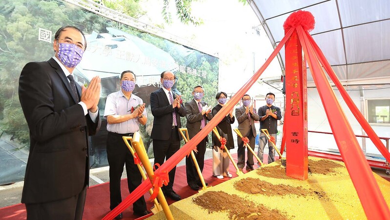 「王默人周安儀文學館」開工 讓文學活起來圖片